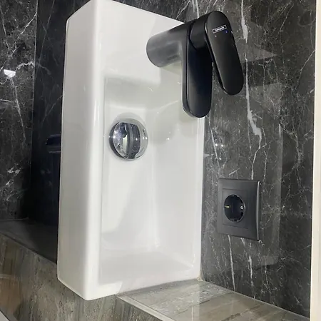 Apartment современная и уютная студия